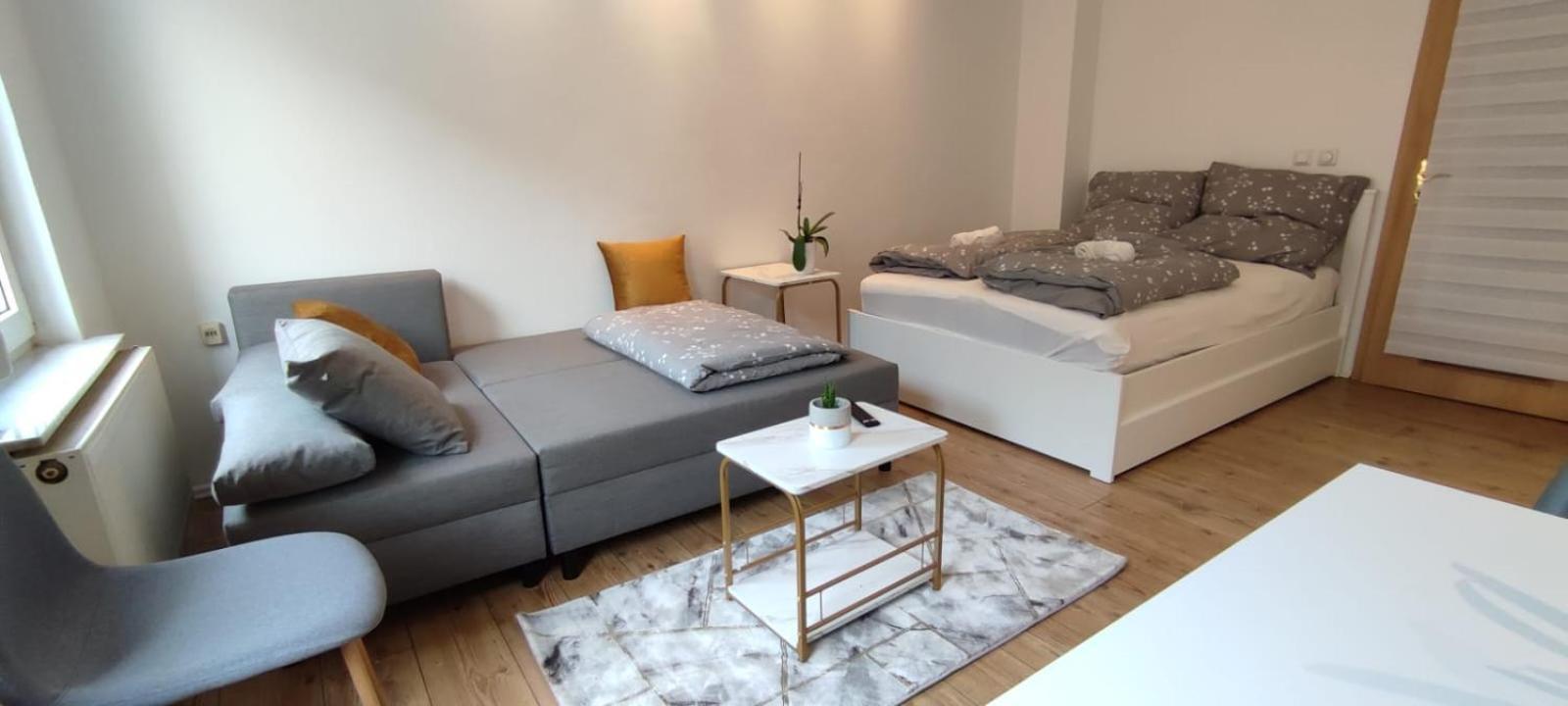 Privatzimmer-2 In Ruhiger Lage 9Min Von Hbh Nürnberg Exterior foto